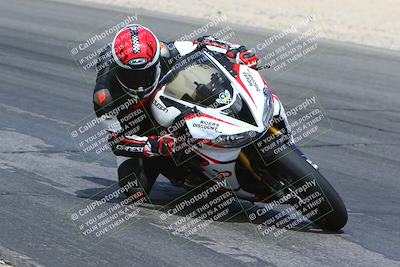 media/Apr-10-2022-SoCal Trackdays (Sun) [[f104b12566]]/Turn 3 Inside (1150am)/